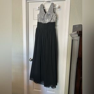 Women’s black and silver formal gown size M